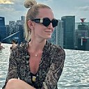 Знакомства: Юлия, 38 лет, Москва
