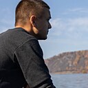 Знакомства: Иван, 25 лет, Усолье-Сибирское