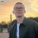 Знакомства: Макс, 22 года, Богучар