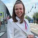 Знакомства: Алина, 25 лет, Санкт-Петербург