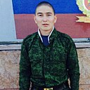 Знакомства: Арсен, 30 лет, Макеевка