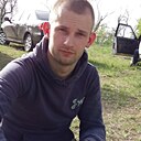 Знакомства: Виталя, 30 лет, Усть-Илимск