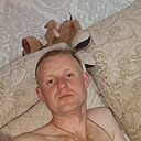 Знакомства: Валентин, 31 год, Бугульма