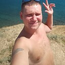 Знакомства: Владислав, 33 года, Брянск