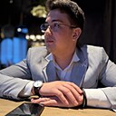 Знакомства: Максим, 21 год, Елабуга