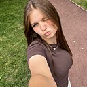 Знакомства: Адель, 18 лет, Екатеринбург