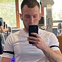 Знакомства: Максим, 29 лет, Москва