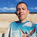 Знакомства: Maksym, 33 года, Новомосковск