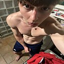 Знакомства: Андрей, 20 лет, Екатеринбург