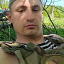 Знакомства: Максим, 33 года, Орел