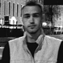 Знакомства: Максим, 25 лет, Брянка