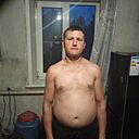 Знакомства: Виктор, 31 год, Белово