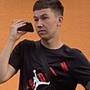 Знакомства: Максим, 21 год, Могилев