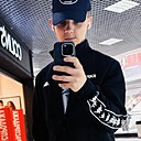 Знакомства: Артём, 25 лет, Магнитогорск