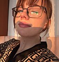 Знакомства: Arina, 19 лет, Владивосток