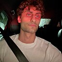 Знакомства: Дмитрий, 21 год, Москва
