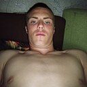 Знакомства: Илья, 19 лет, Чердынь