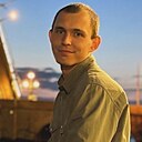 Знакомства: Денис, 26 лет, Новомосковск