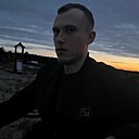 Знакомства: Олег, 27 лет, Ивацевичи