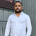 Знакомства: Толик, 31 год, Луганск