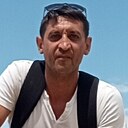 Знакомства: Артём, 37 лет, Ставрополь