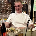 Знакомства: Артем, 26 лет, Донецк