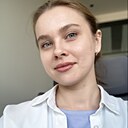 Знакомства: Юля, 29 лет, Москва