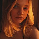 Знакомства: Polina, 24 года, Брянск