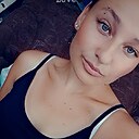 Знакомства: Вика, 26 лет, Мамлютка