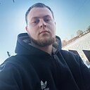 Знакомства: Максим, 21 год, Кудымкар