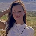Знакомства: Аня, 25 лет, Санкт-Петербург