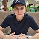 Знакомства: Юра, 18 лет, Москва