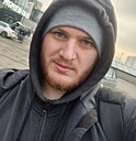 Знакомства: Максим, 29 лет, Чегдомын