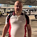 Знакомства: Виталий, 44 года, Губкинский