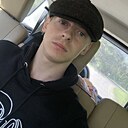 Знакомства: Максим, 21 год, Чериков