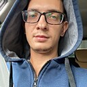 Знакомства: Евгений, 33 года, Тюмень