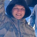 Знакомства: Илья, 25 лет, Невинномысск