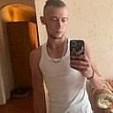 Знакомства: Данил, 26 лет, Луганск