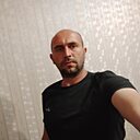 Знакомства: Виктор, 37 лет, Батайск