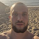 Знакомства: Артем, 22 года, Калининград