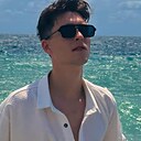 Знакомства: Максим, 29 лет, Новоалтайск