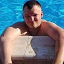 Знакомства: Иван, 23 года, Мариуполь