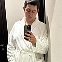 Знакомства: Кирилл, 23 года, Адлер