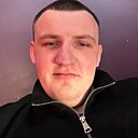 Знакомства: Илья, 30 лет, Березники