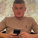 Знакомства: Олег, 31 год, Ровно