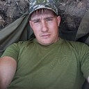 Знакомства: Виталий, 28 лет, Шахтинск