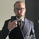 Знакомства: Артем, 30 лет, Омутнинск