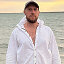 Знакомства: Виктор, 33 года, Караганда