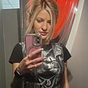 Знакомства: Ксю, 39 лет, Луганск