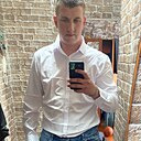 Знакомства: Андрей, 27 лет, Тюмень